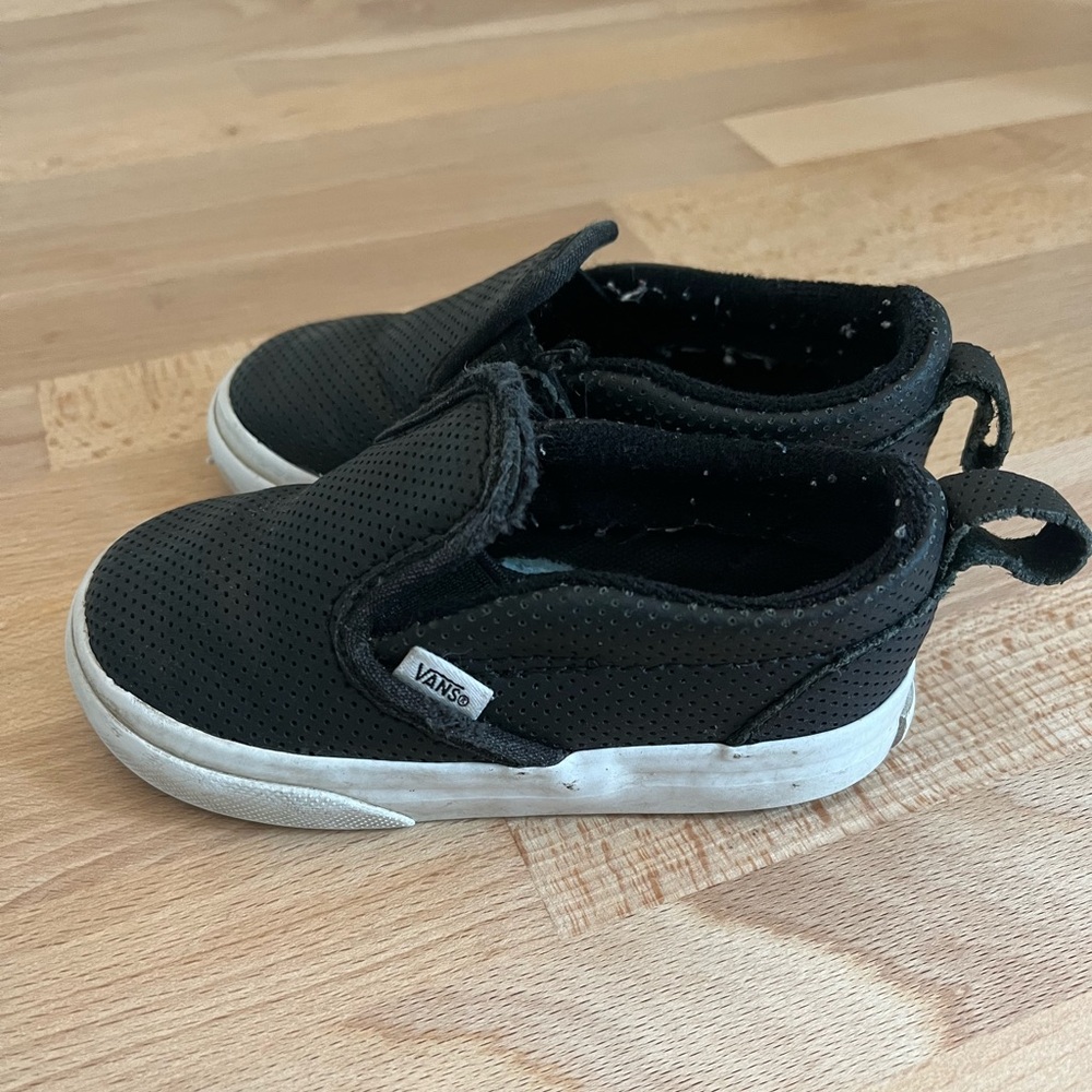 Vans toddler size 6 slide on shoes